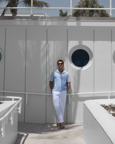 Man wearing spring outfit in A Costa lookbook