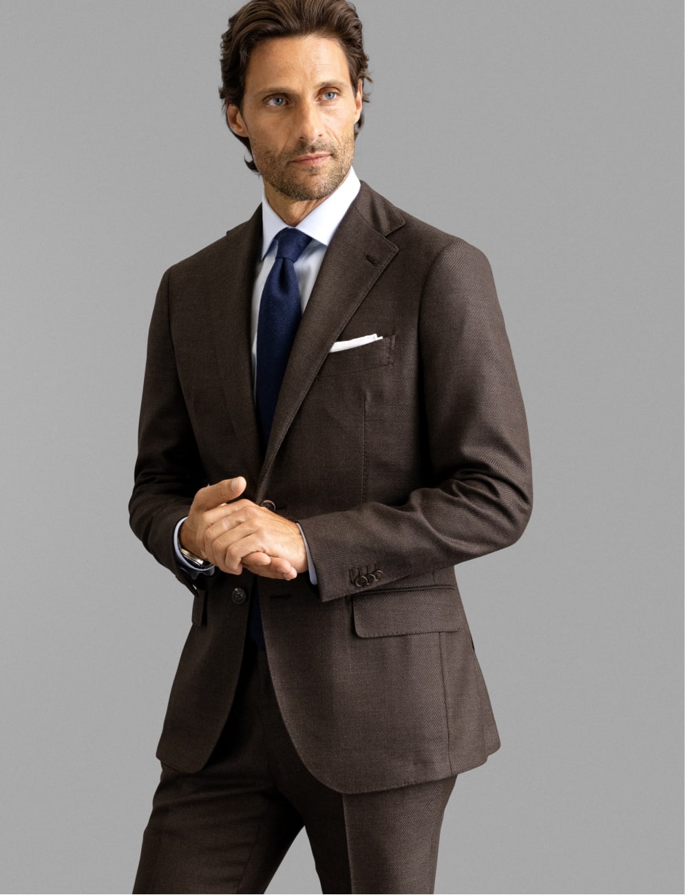 Man in suit, showing a perfect fit based on a Smart Size