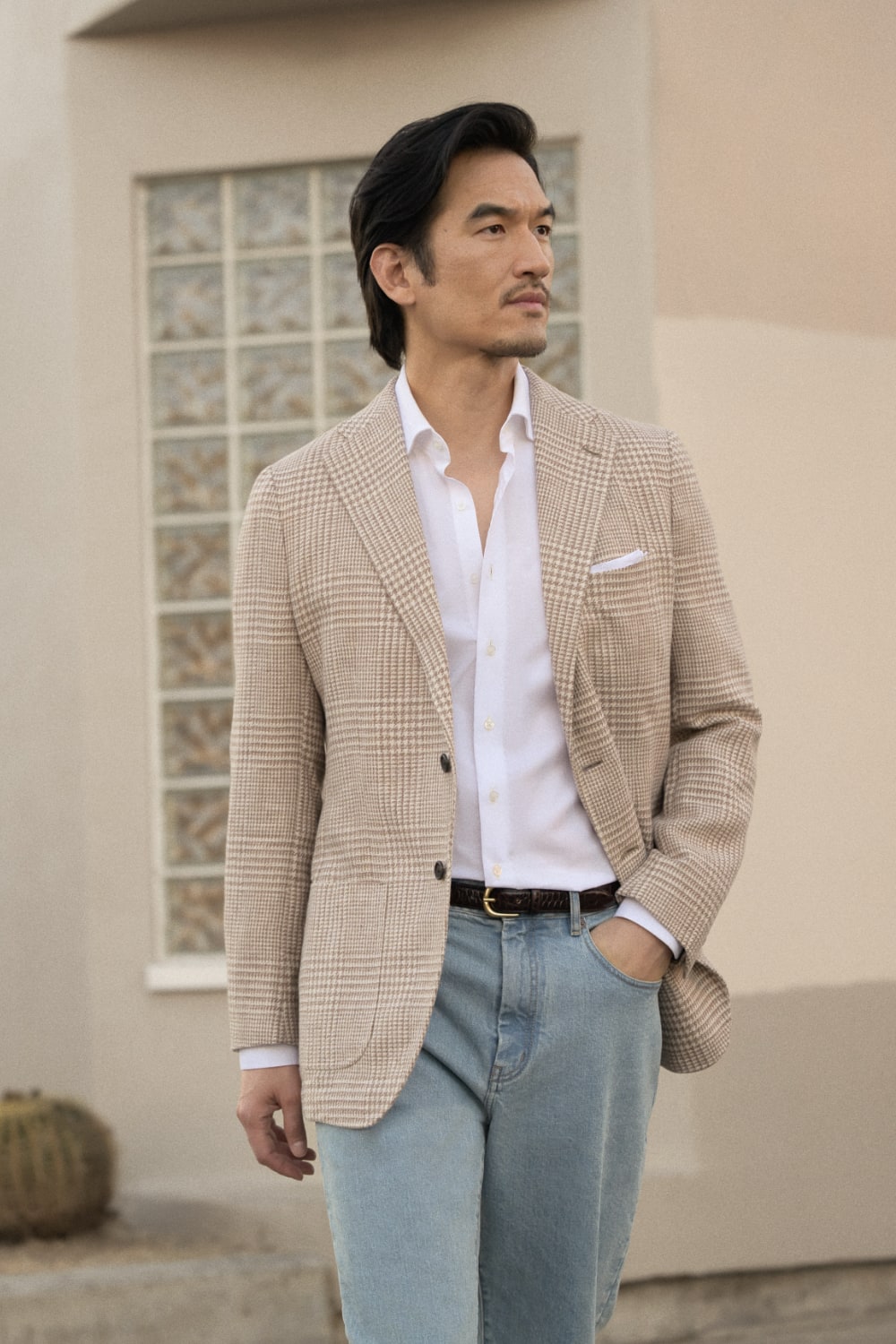 Man wearing a patterned sport coat