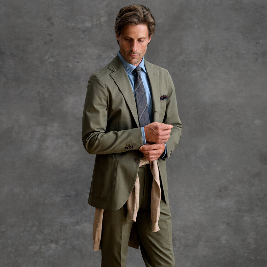 Look: The Casual Suit Zoomed