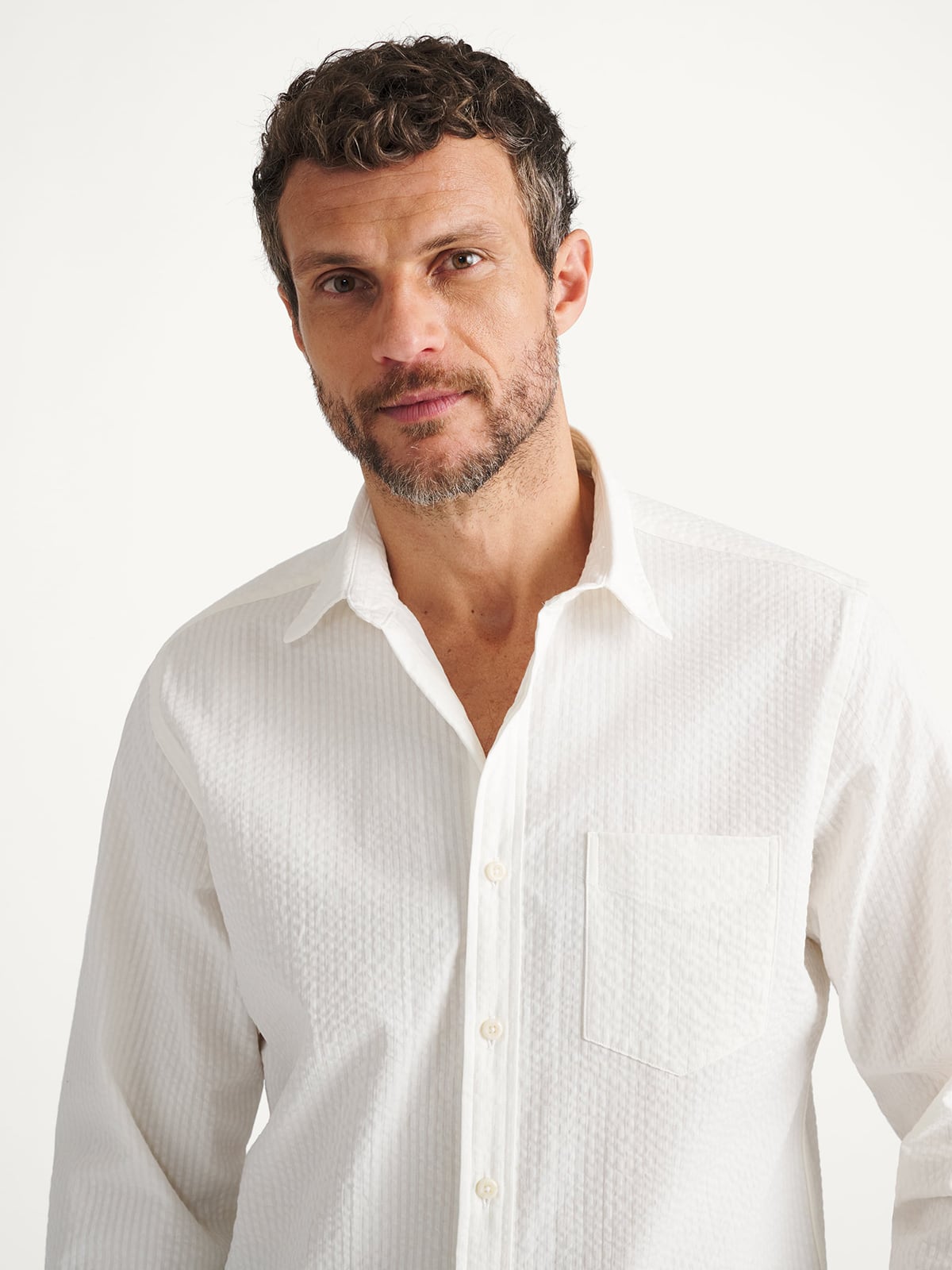 The Italian Wide Seersucker Casual Shirt in Off White