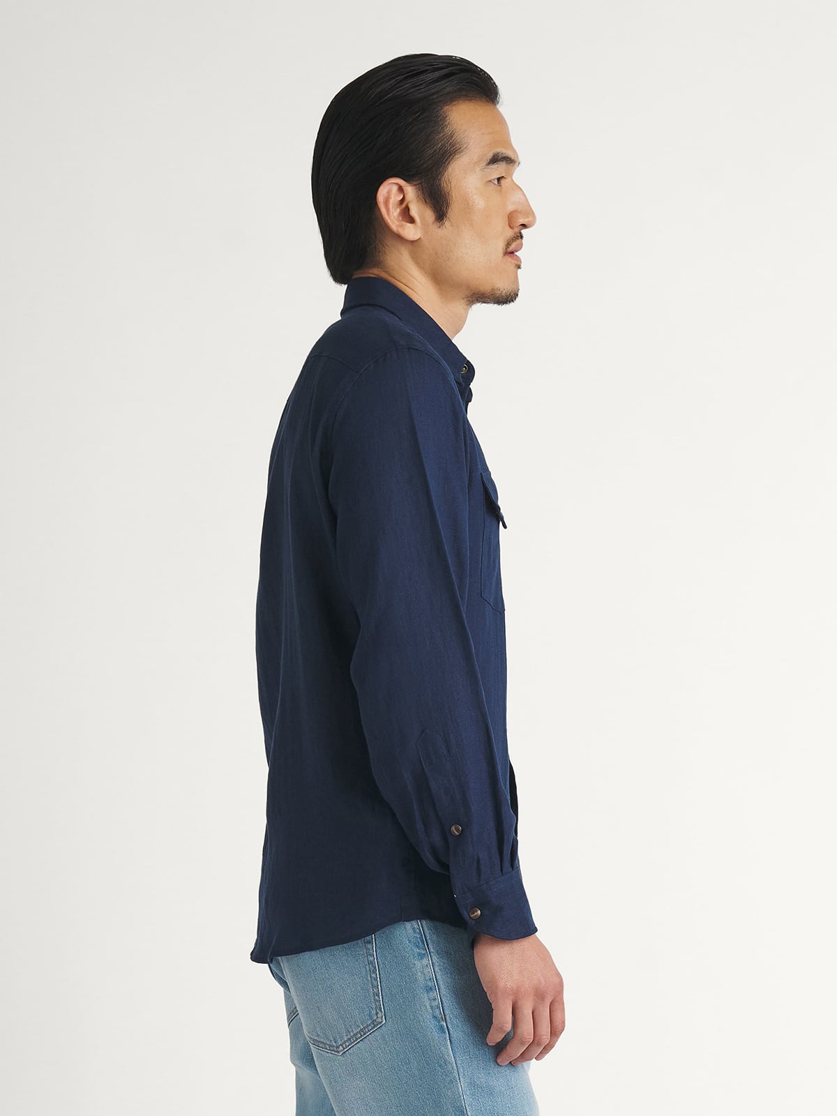 The Irish Linen Western Shirt in Navy