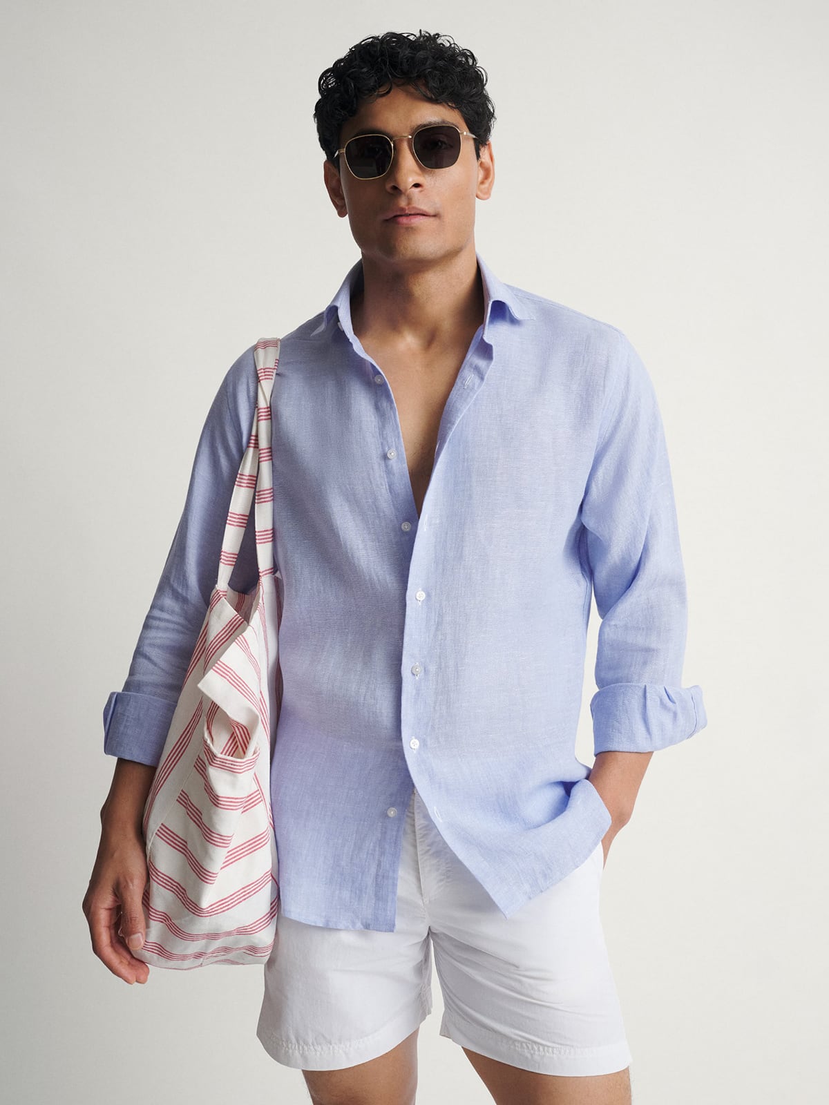 The Irish Linen Dress Shirt in Light Blue