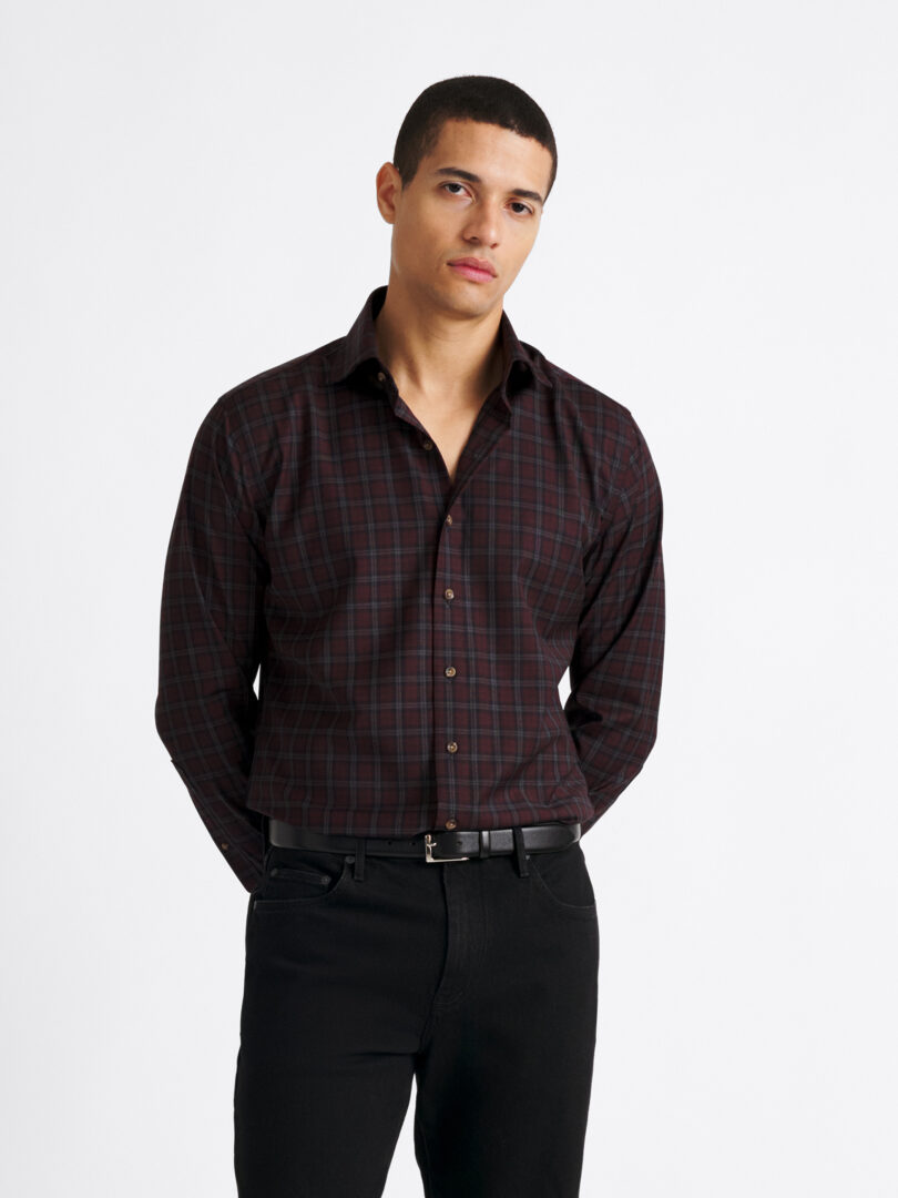 Reda Burgundy and and Navy Plaid Merino Wool Thumb Detail