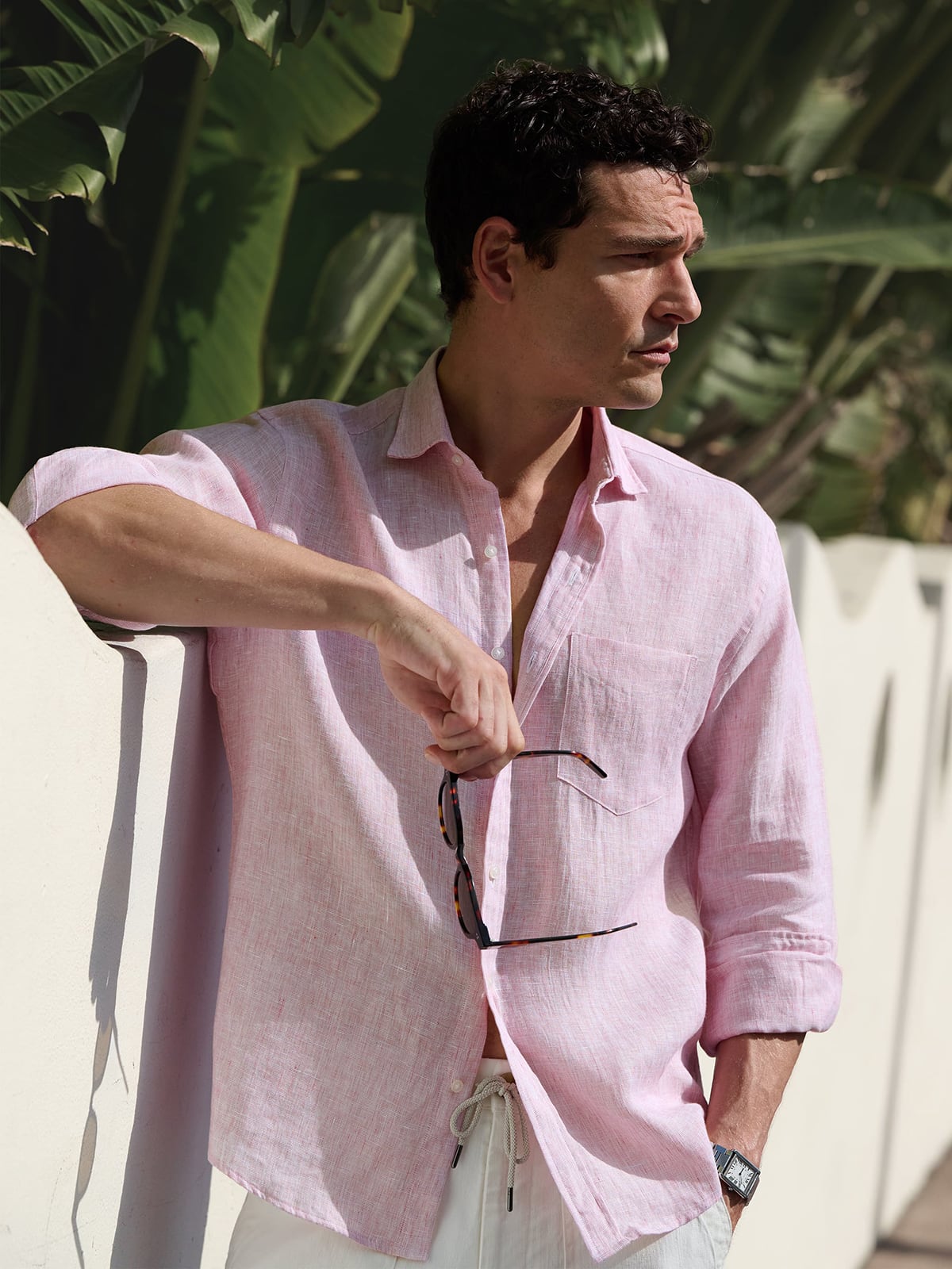 The Irish Linen Casual Shirt in Red Chambray