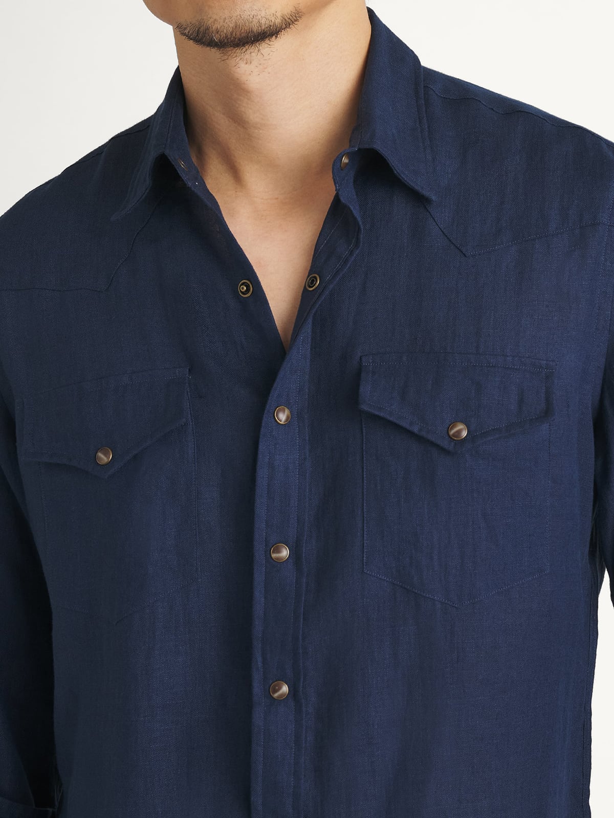 The Irish Linen Western Shirt in Navy
