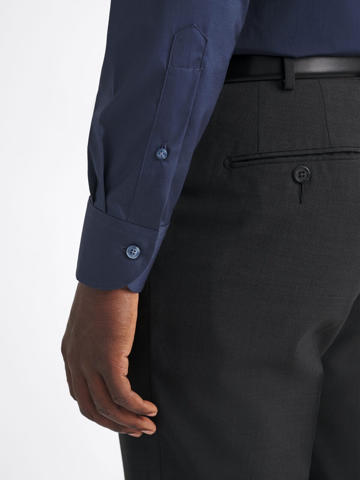The Wrinkle-Resistant Broadcloth Dress Shirt in Navy