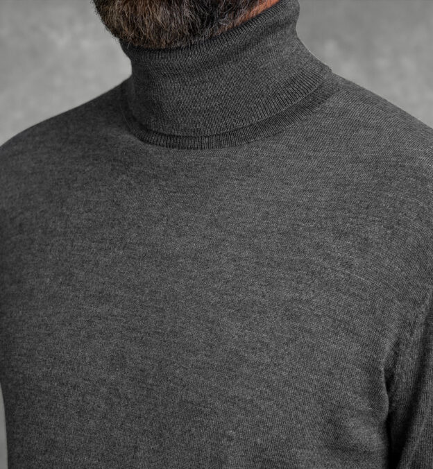 ポケットいっぱい A.PRESSE High Gauge Turtleneck Sweater