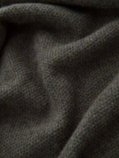Pine Cobble Stitch Cashmere V-Neck Sweater Product Thumbnail 3