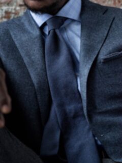 Navy Herringbone Raw Silk Tie Product Thumbnail 5