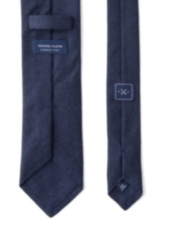 Navy Herringbone Raw Silk Tie Product Thumbnail 4
