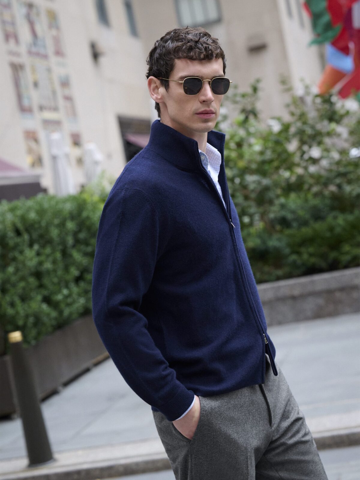 Navy Scottish Cashmere Full-Zip Sweater - Proper Cloth