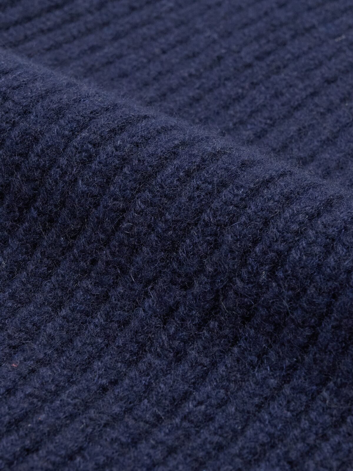 Navy Scottish Cashmere 4-Ply Ribbed Beanie - Proper Cloth