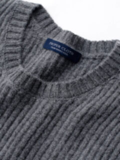 Grey Ribbed Wool and Cashmere Sweater Product Thumbnail 4