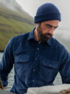 Navy Cashmere Beanie Product Thumbnail 3