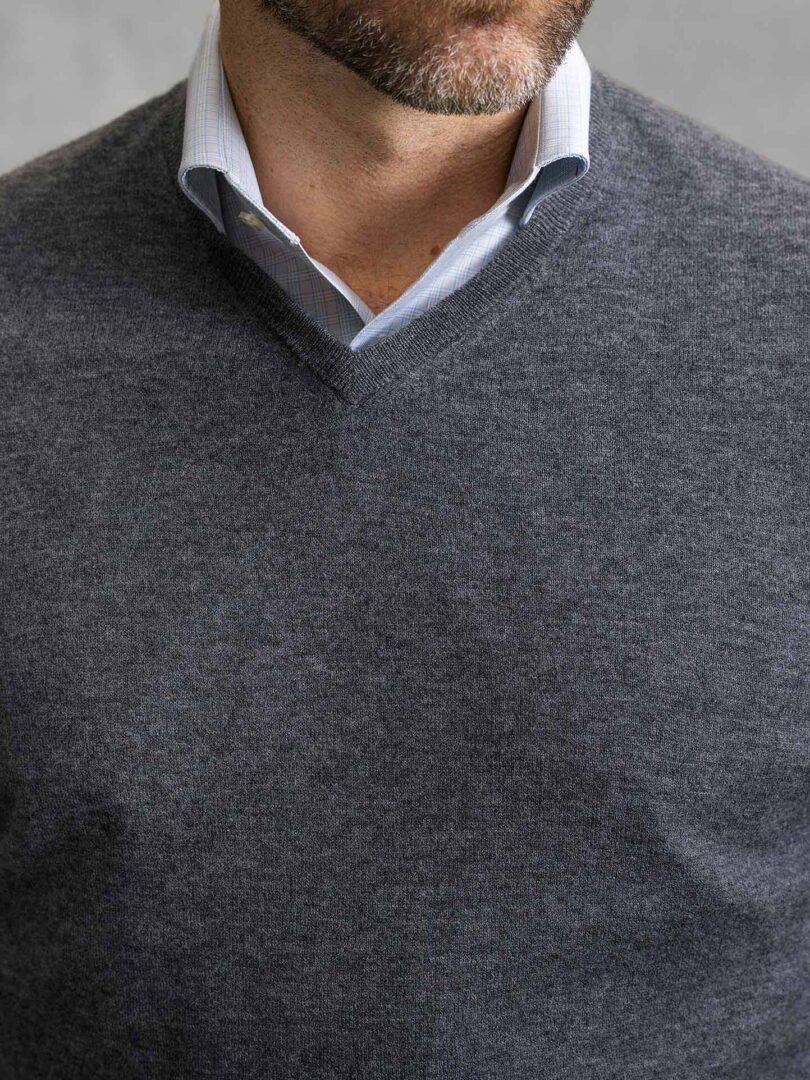 V-Neck Polo Sweater Grey