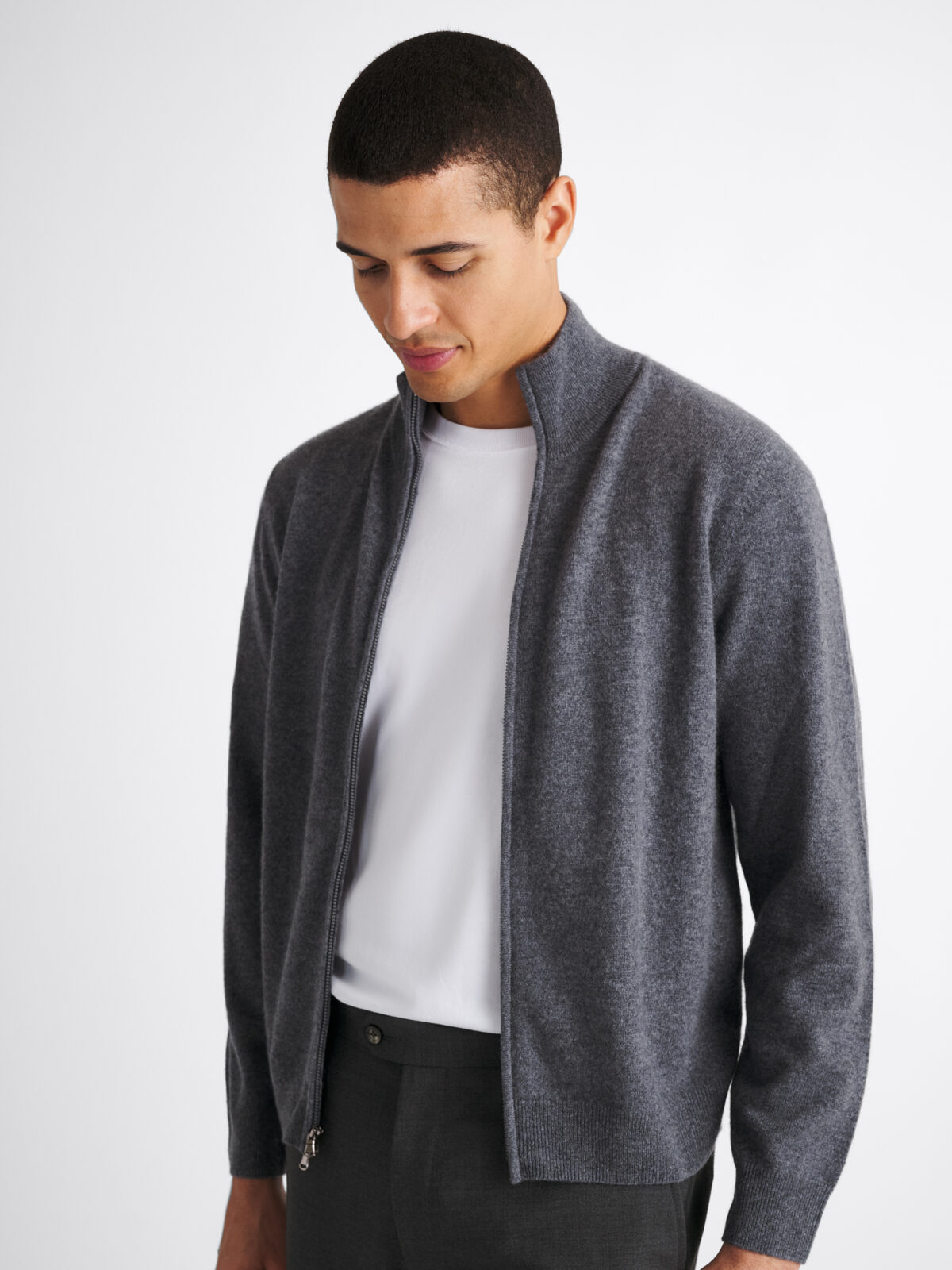 Grey Scottish Cashmere Full-Zip Sweater - Proper Cloth