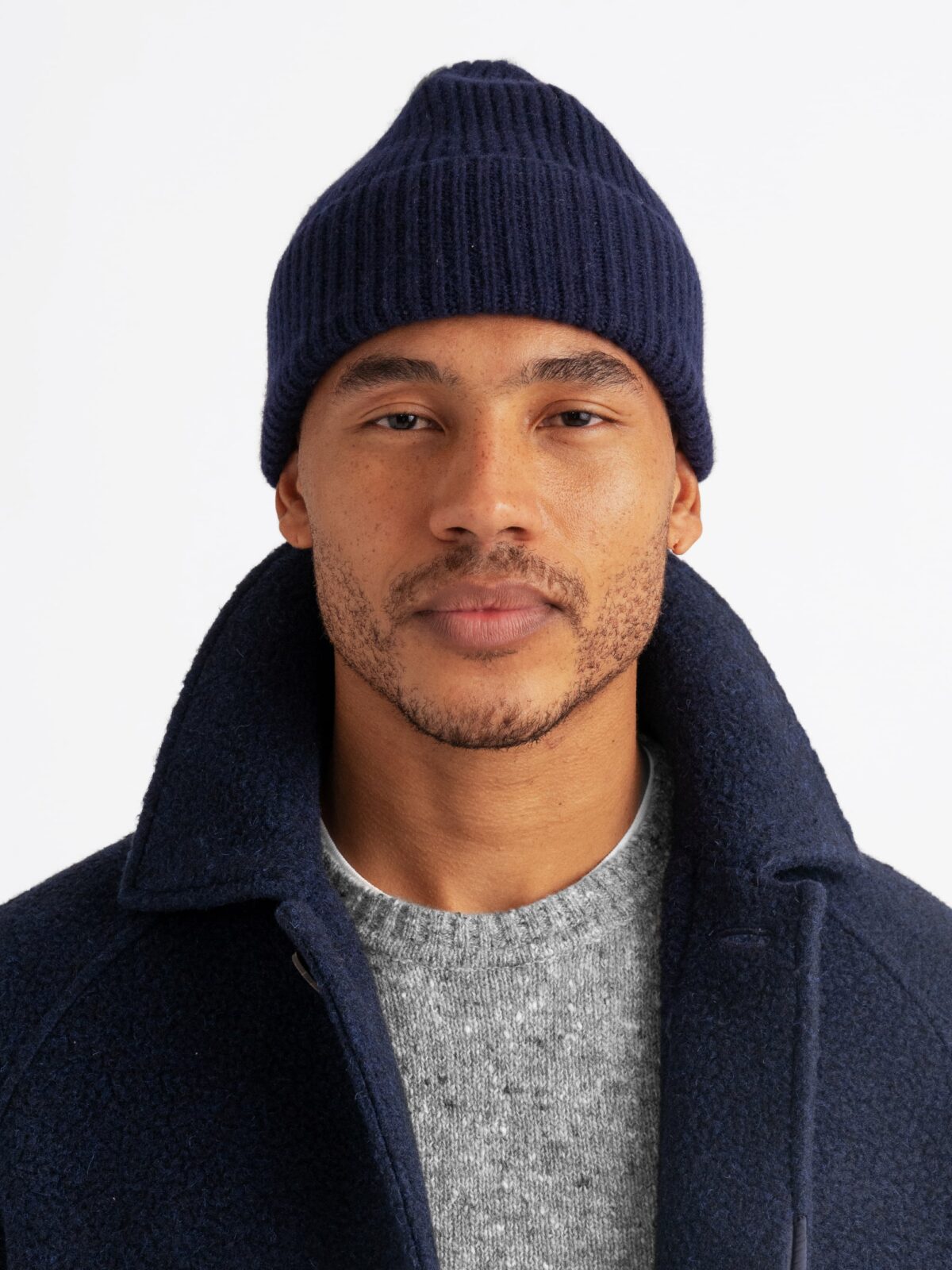 Navy Scottish Cashmere 4-Ply Ribbed Beanie - Proper Cloth