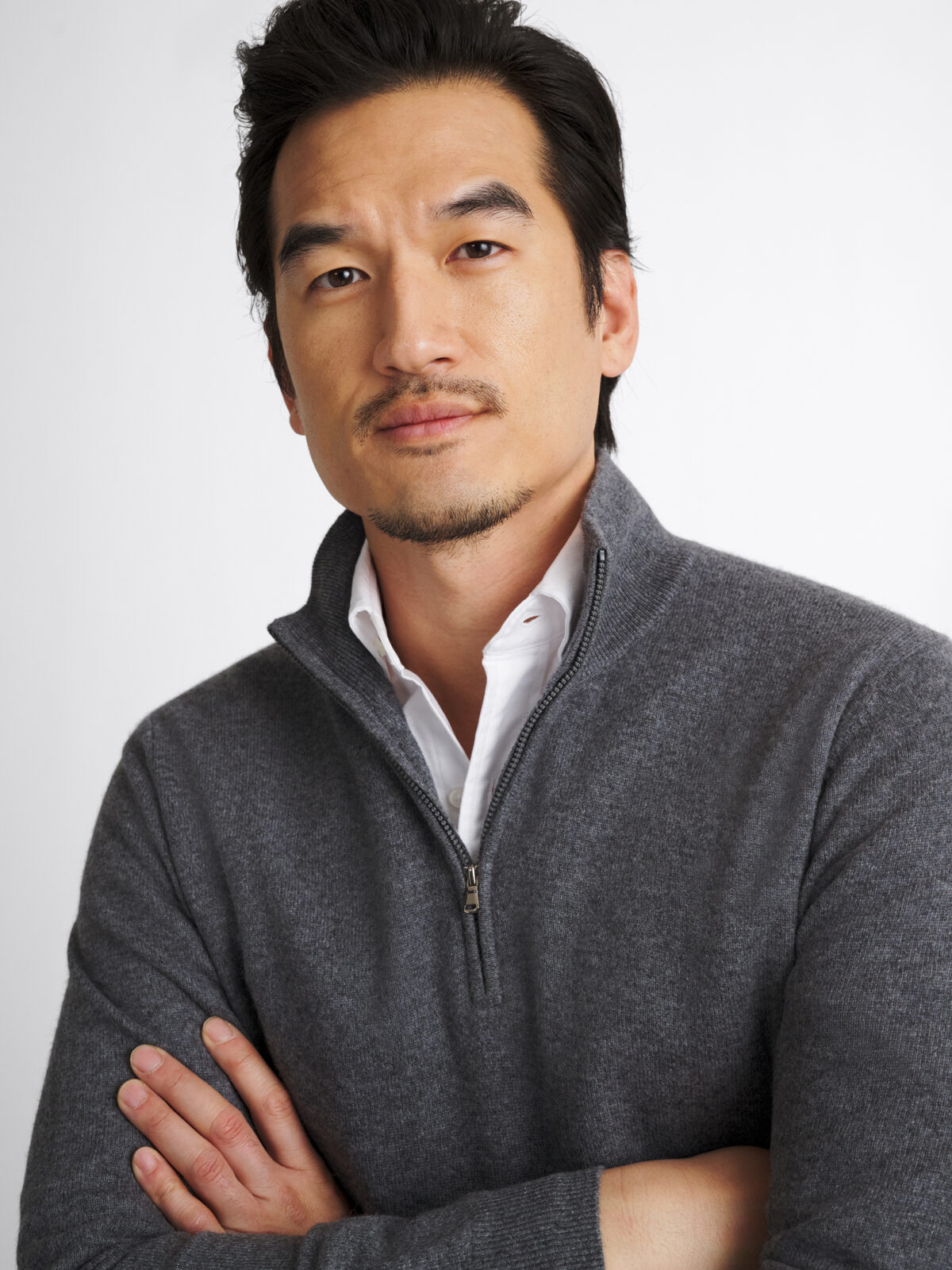 Grey Scottish Cashmere Half-Zip Sweater - Proper Cloth